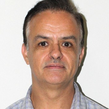 Professor Carlos Alexandre Felício Brito